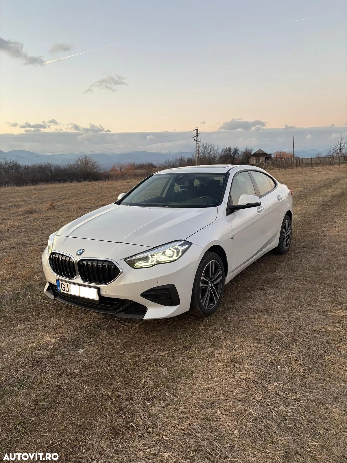 BMW Seria 2 218i - 2