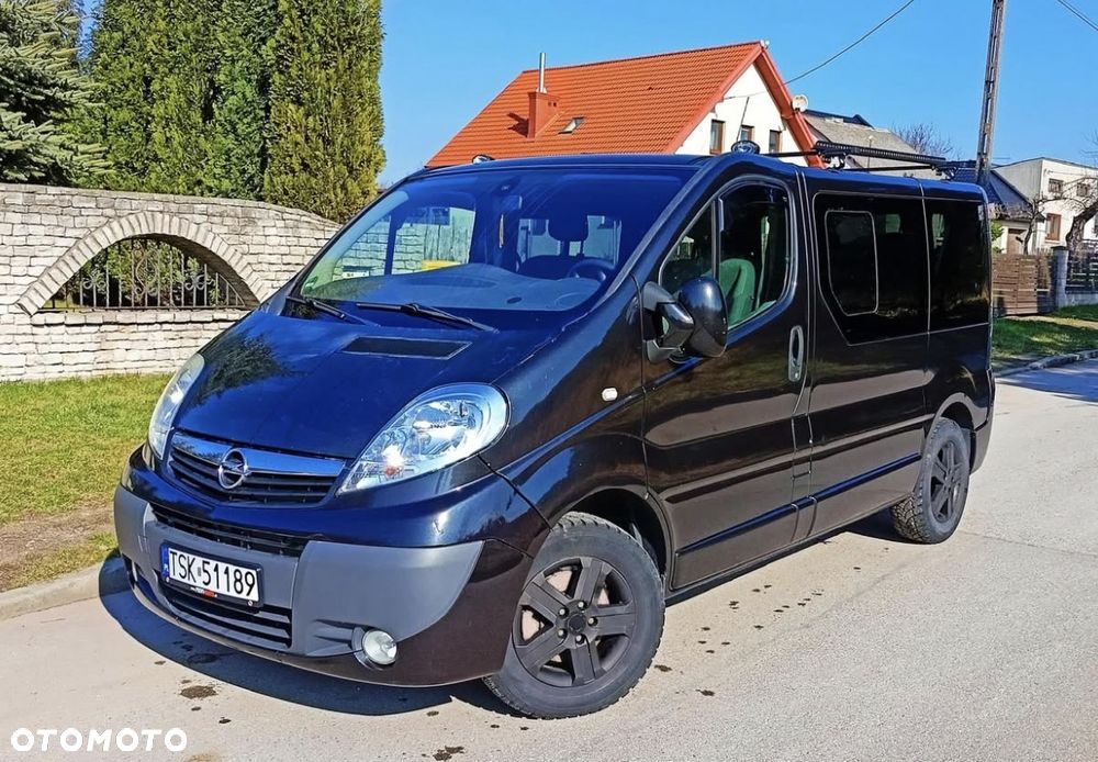 Opel Vivaro - 1