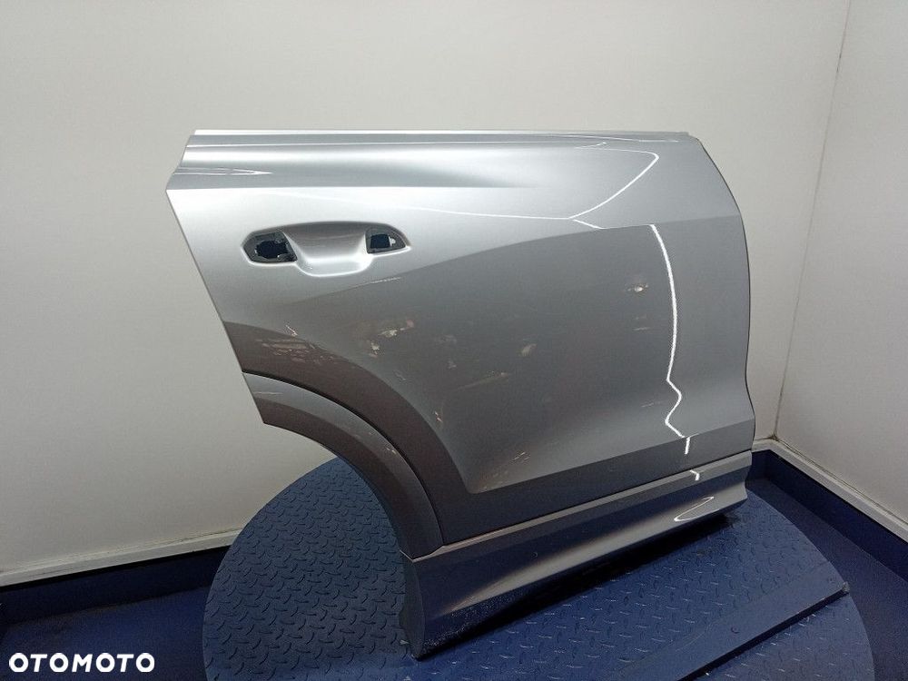 AUDI Q8 SQ8 RSQ8 4M8 DRZWI TYŁ PRAWE TYLNE LZ7G - 2