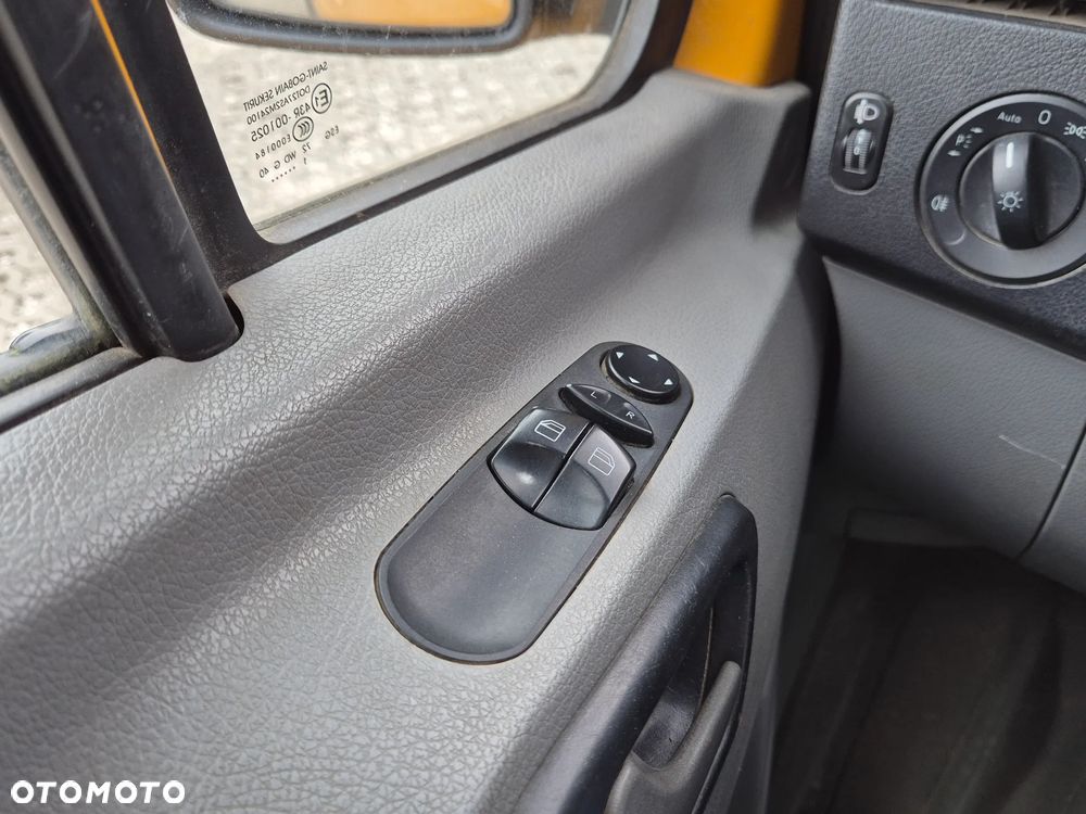 Volkswagen Crafter L3H2, 2.5TDi 136KM, blaszak, automat, klima, webasto - 8