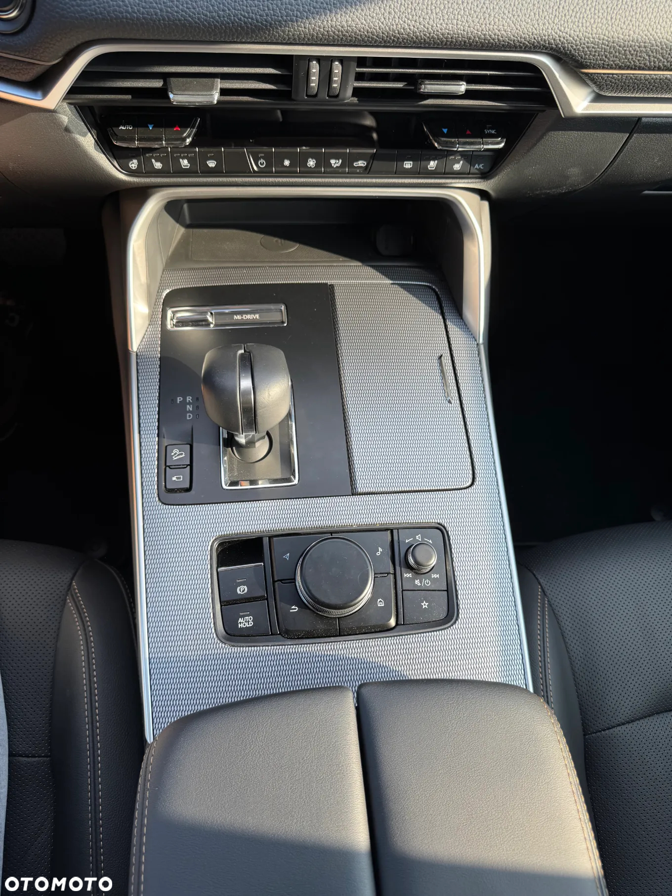 Mazda CX-60 e-SKYACTIV-D 254 M HYBRID AWD HOMURA PLUS - 14