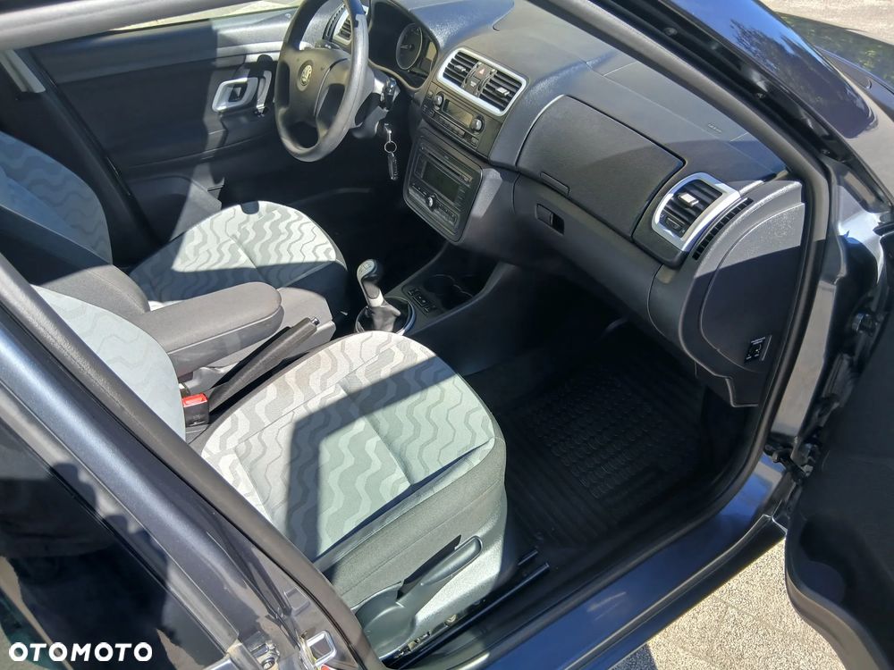 Skoda Roomster 1.4 MPI Ambition PLUS EDITION - 7