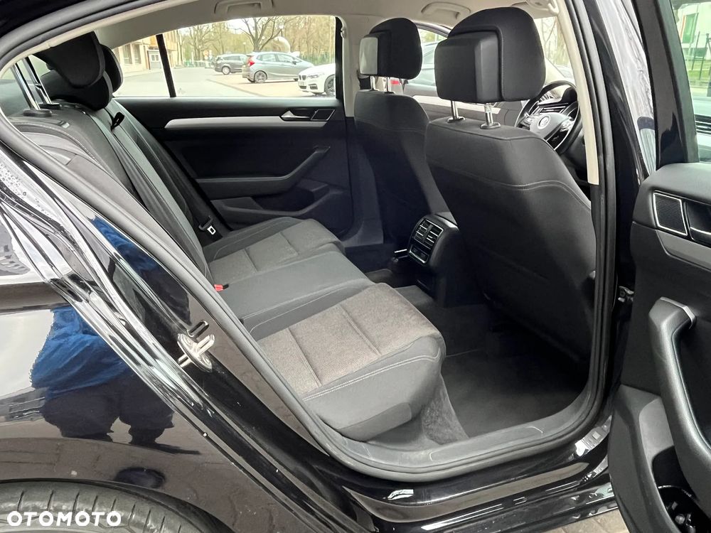 Volkswagen Passat 1.8 TSI BMT Comfortline DSG - 18