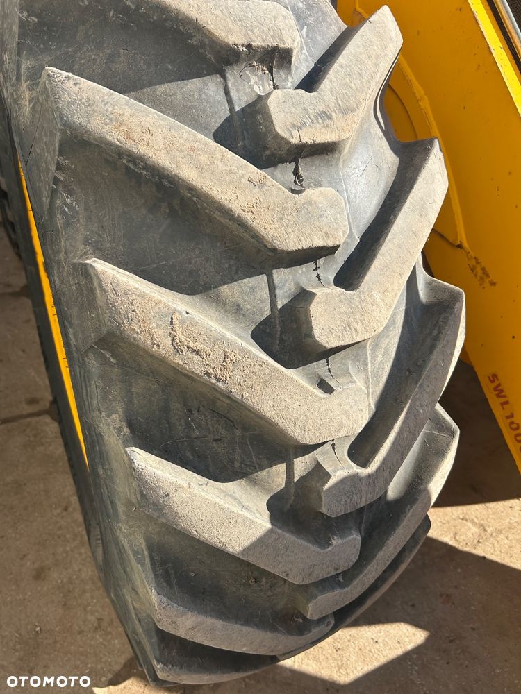 JCB 4 CX - 10