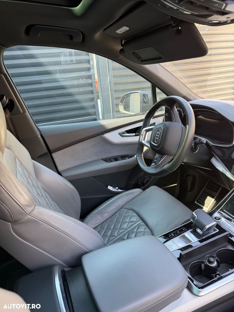 Audi Q7 55 TFSI quattro Tiptronic MHEV S Line - 4