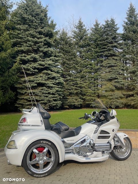Honda GL - 10