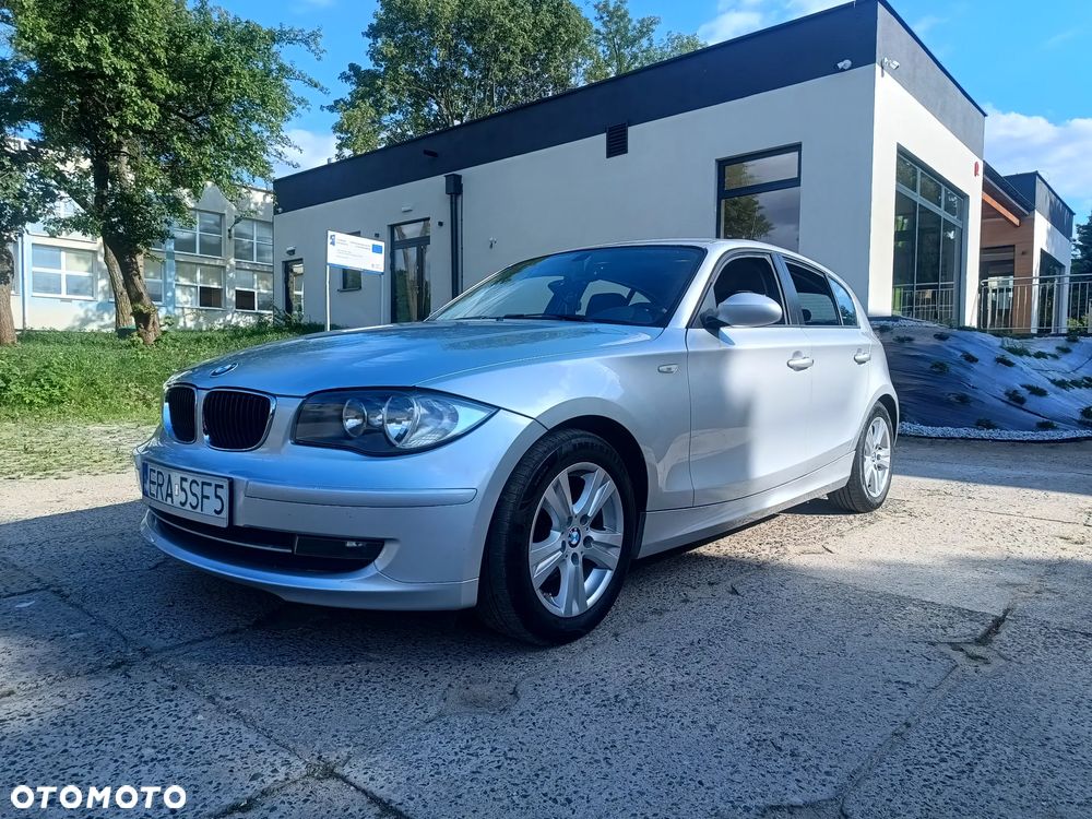 BMW Seria 1 116i - 1