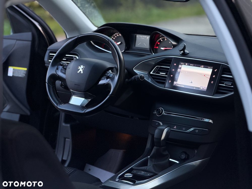 Peugeot 308 BlueHDi 150 EAT6 Stop & Start Allure - 20