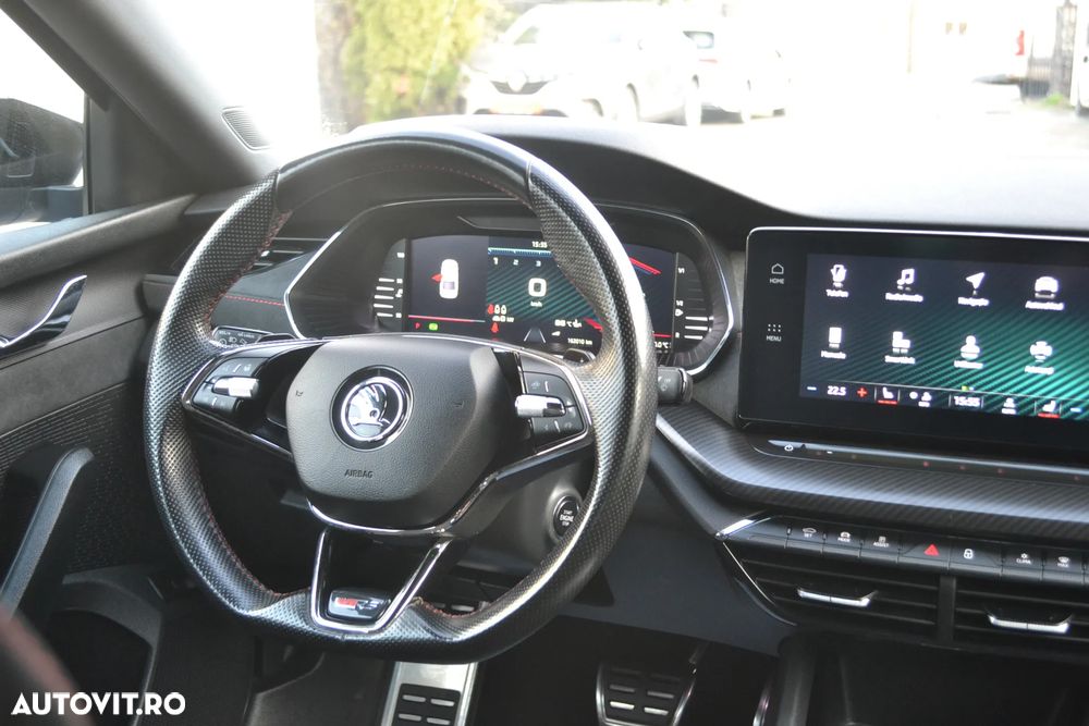 Skoda Octavia 2.0 TDI DSG 4X4 RS - 31