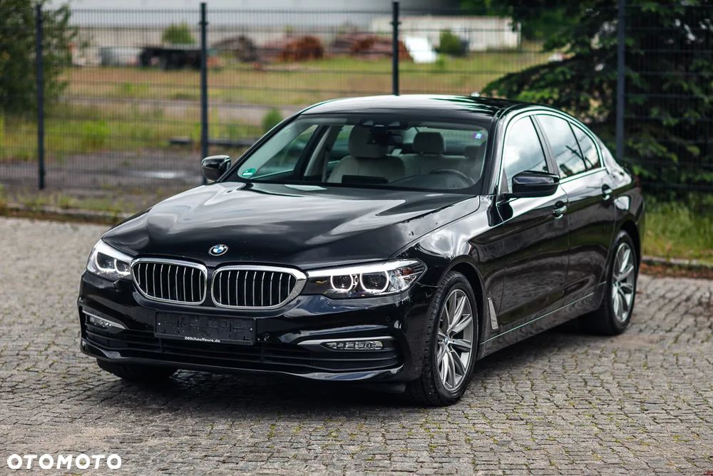 BMW Seria 5 520d Luxury Line - 3