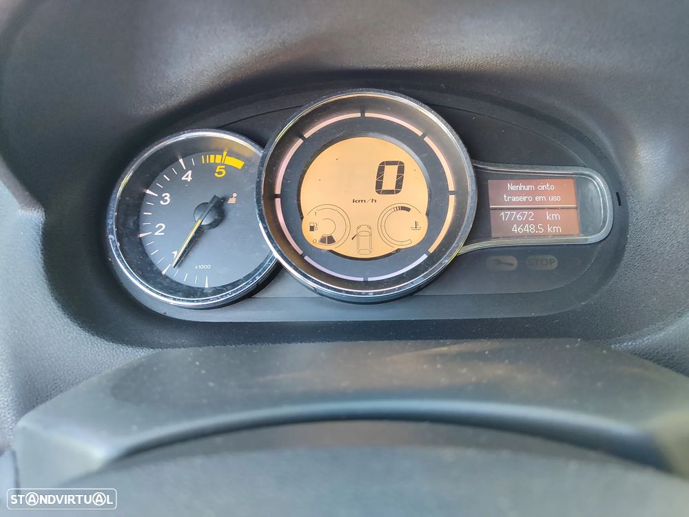 Renault Mégane Coupe - 9