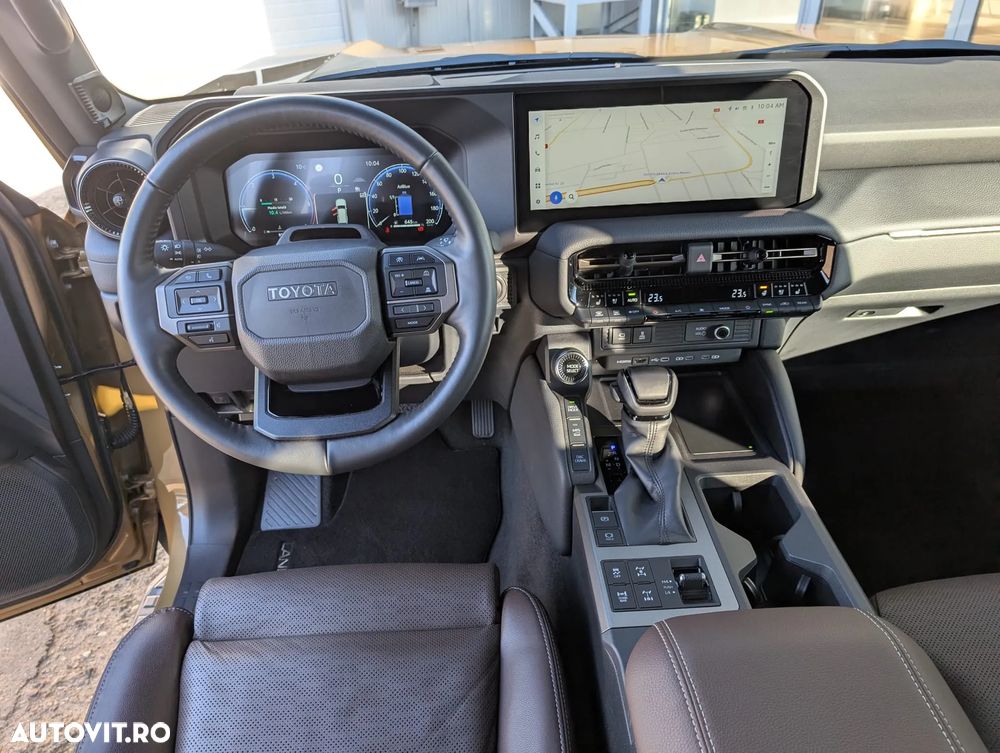 Toyota Land Cruiser - 23