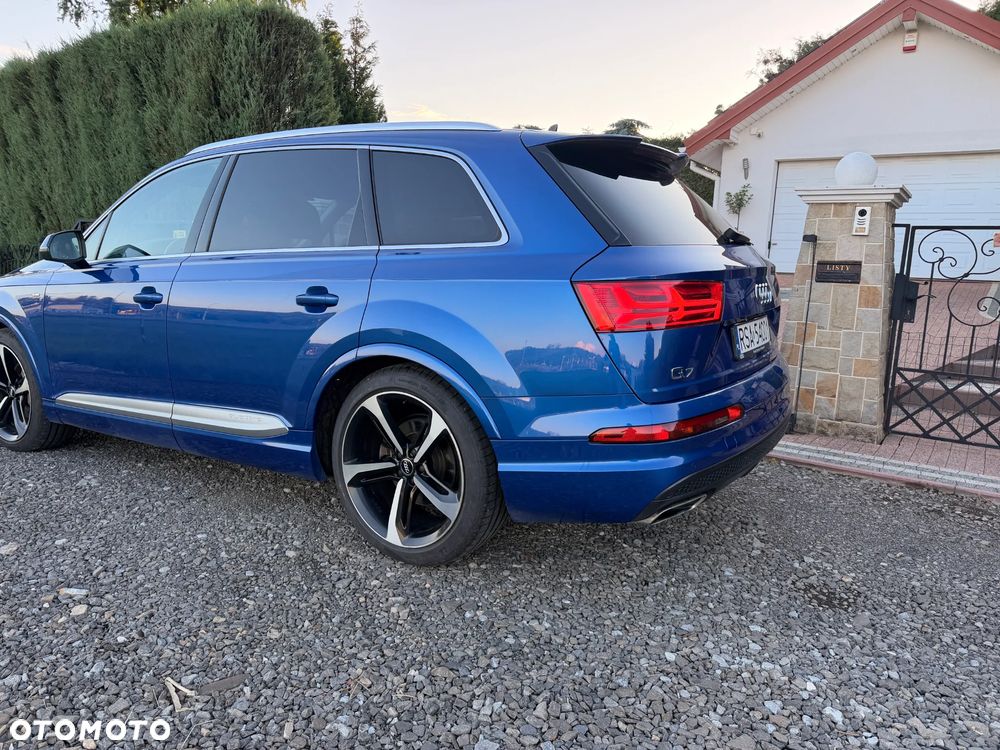 Audi Q7 - 9