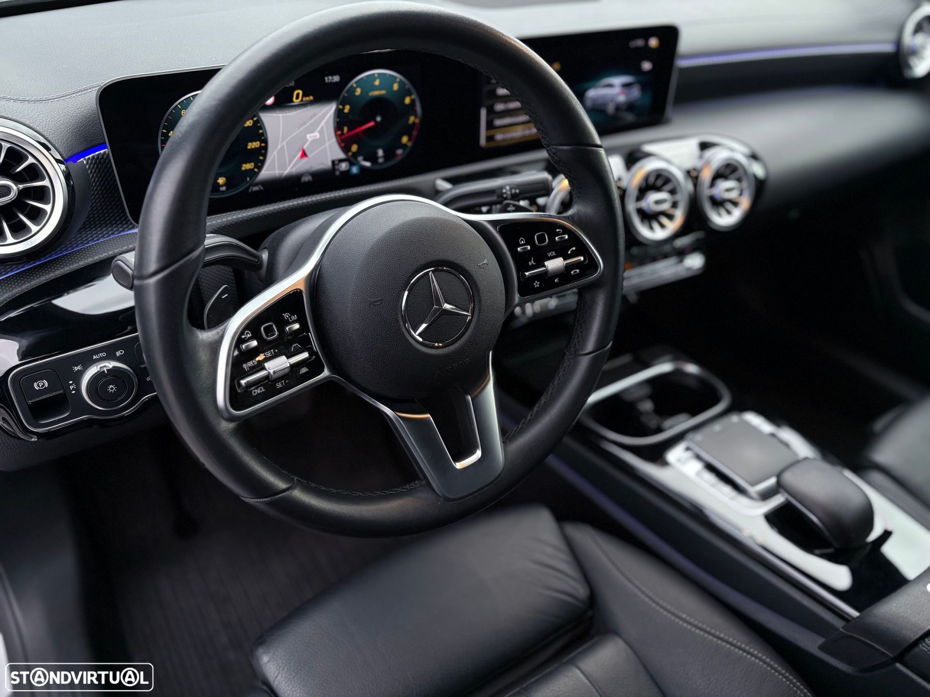 Mercedes-Benz A 180 7G-DCT Progressive - 36