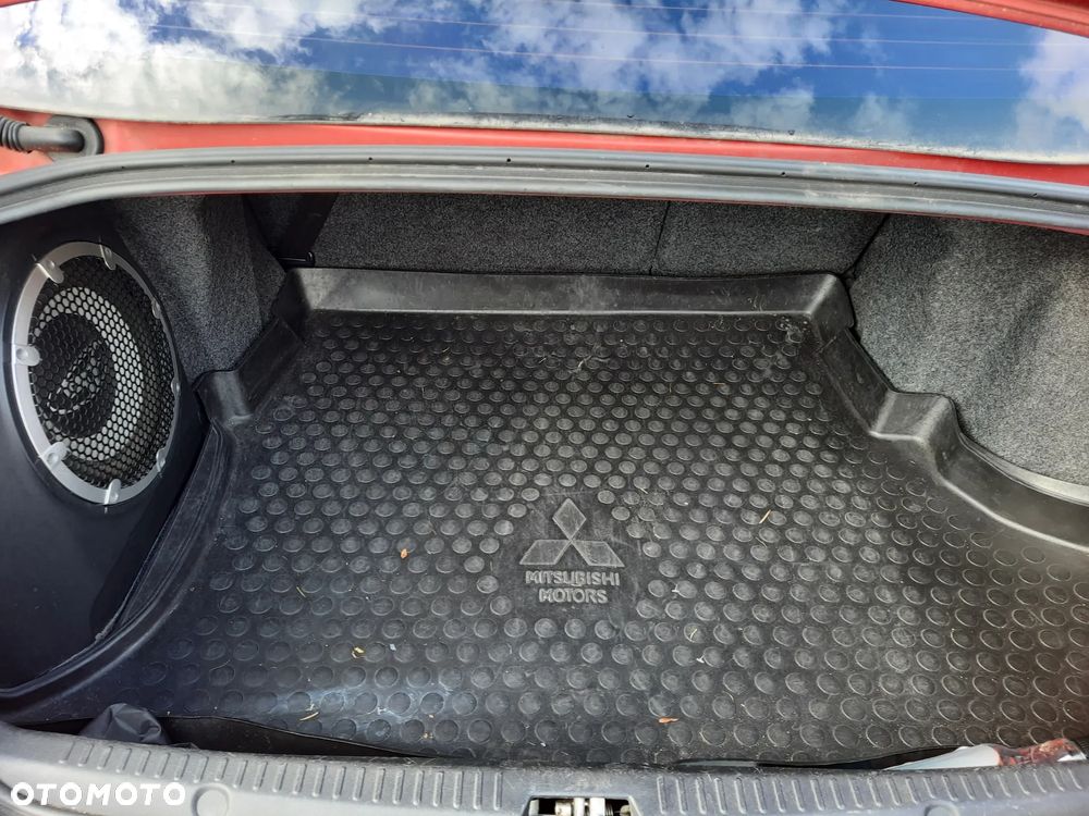 Mitsubishi Lancer 1.8 Invite - 25