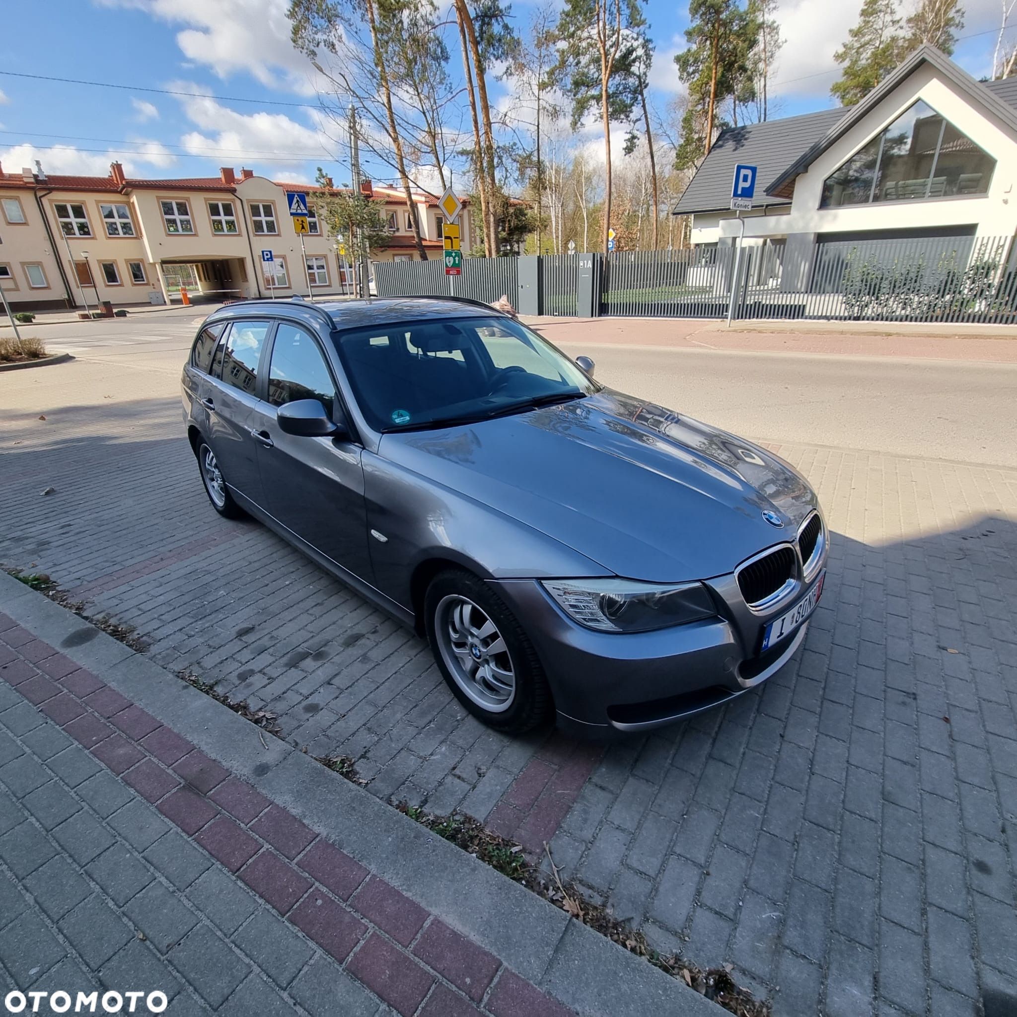 BMW Seria 3 316d Touring Advantage - 1