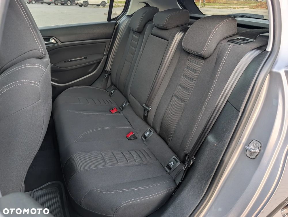 Peugeot 308 1.6 THP Allure - 17