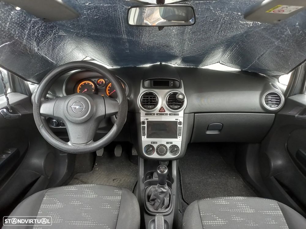 Opel Corsa 1.2 Enjoy FlexFuel - 10