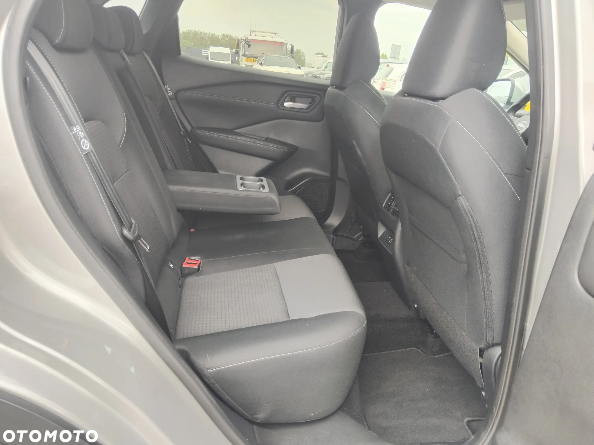Nissan Qashqai 1.3 DIG-T mHEV N-Connecta Xtronic - 21