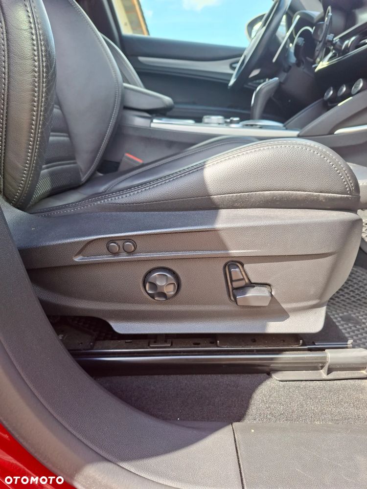 Alfa Romeo Stelvio 2.0 Turbo Veloce Q4 - 22