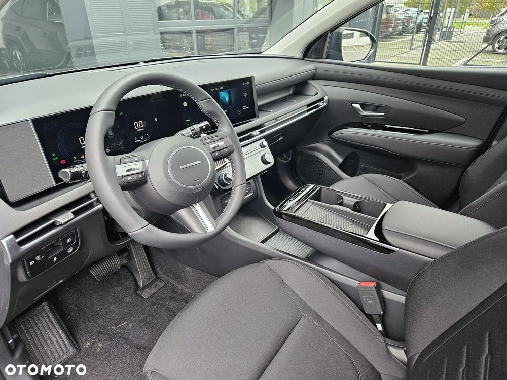 Hyundai Tucson 1.6 T-GDi HEV Smart 4WD - 16