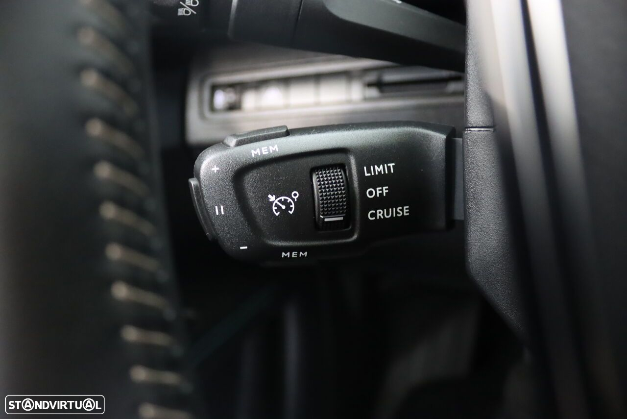 Peugeot 3008 1.2 PureTech Allure - 14