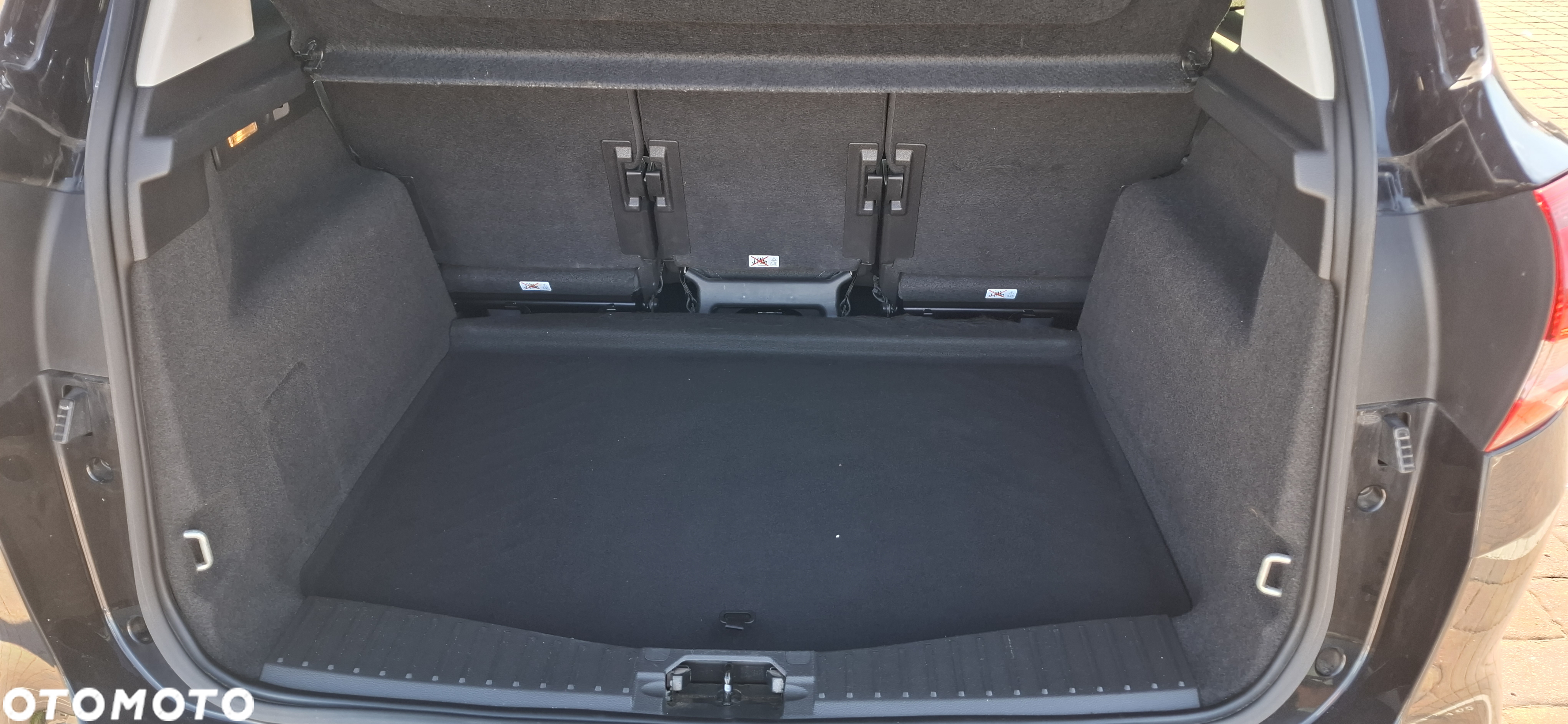 Ford C-MAX - 12