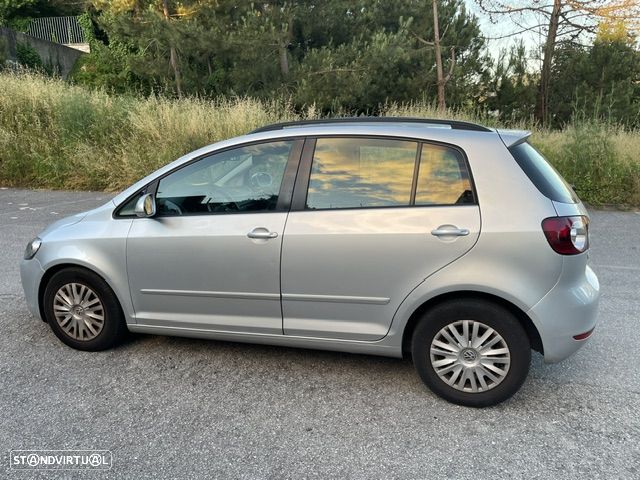 VW Golf Plus 1.6 TDi Confortline DSG - 22