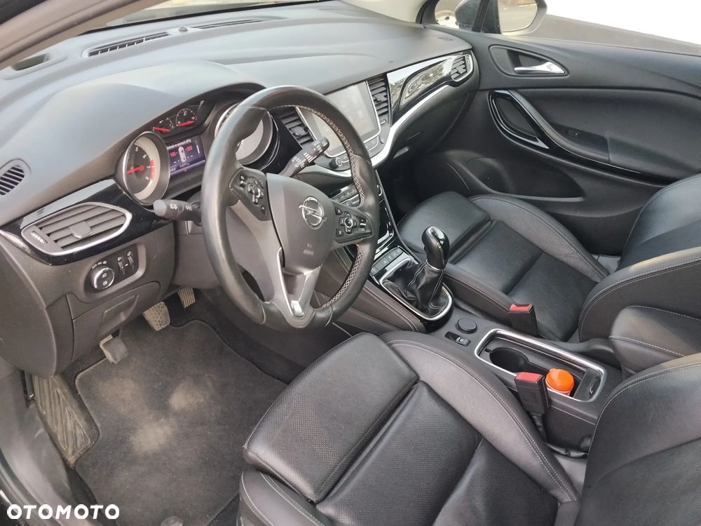 Opel Astra 1.6 T Elite S&S - 4