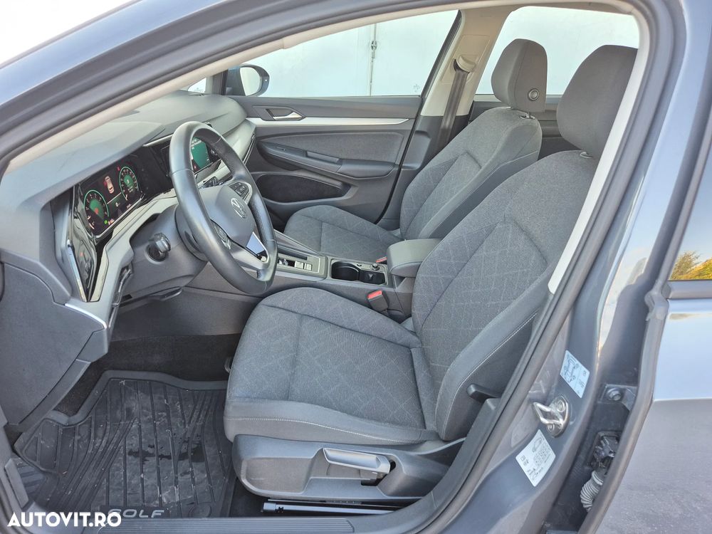 Volkswagen Golf 1.0 eTSI DSG MHEV Life - 10