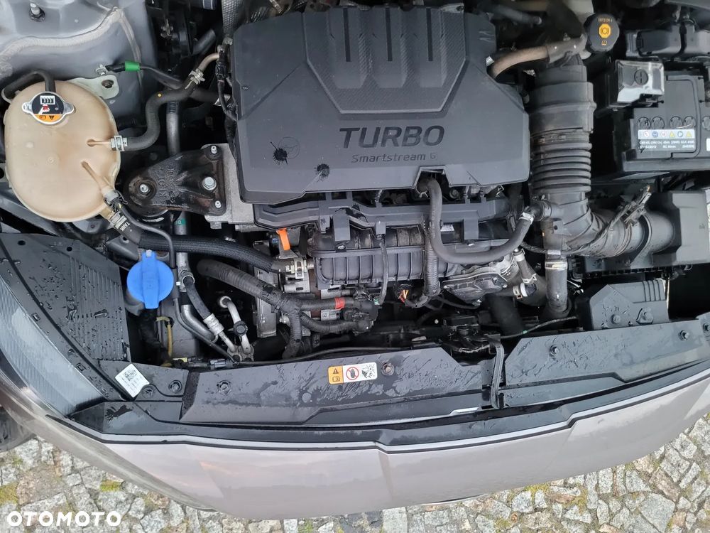 Hyundai i20 1.0 T-GDI 48V-Hybrid Connect & Go - 37