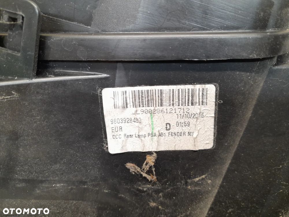 LAMPA TYLNA PRAWA CITROEN C3 II LIFT 9803928480 - 7