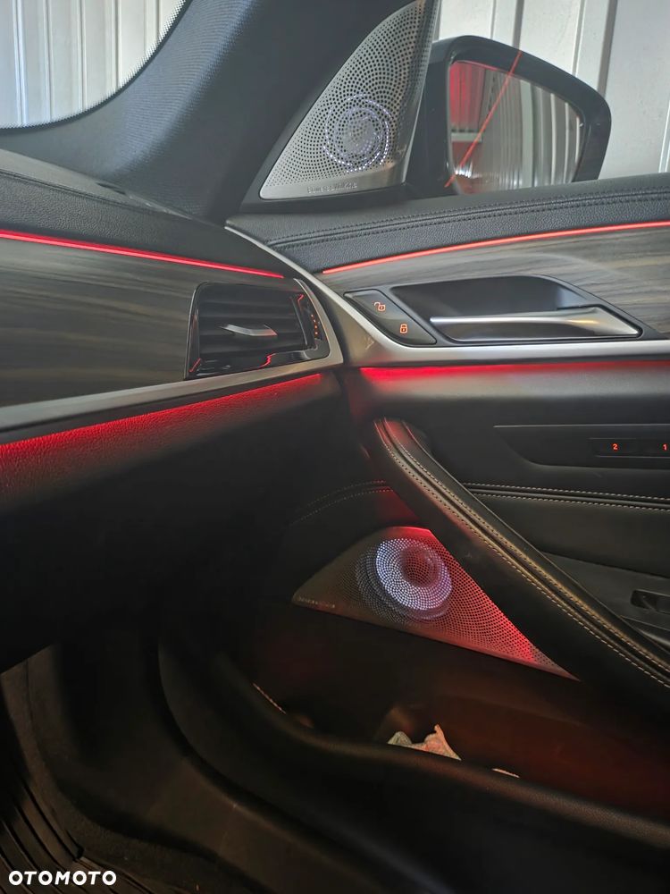 BMW Seria 5 540i xDrive M Sport sport - 18