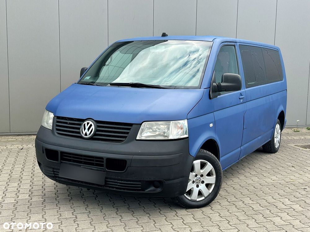 Volkswagen Caravelle - 1