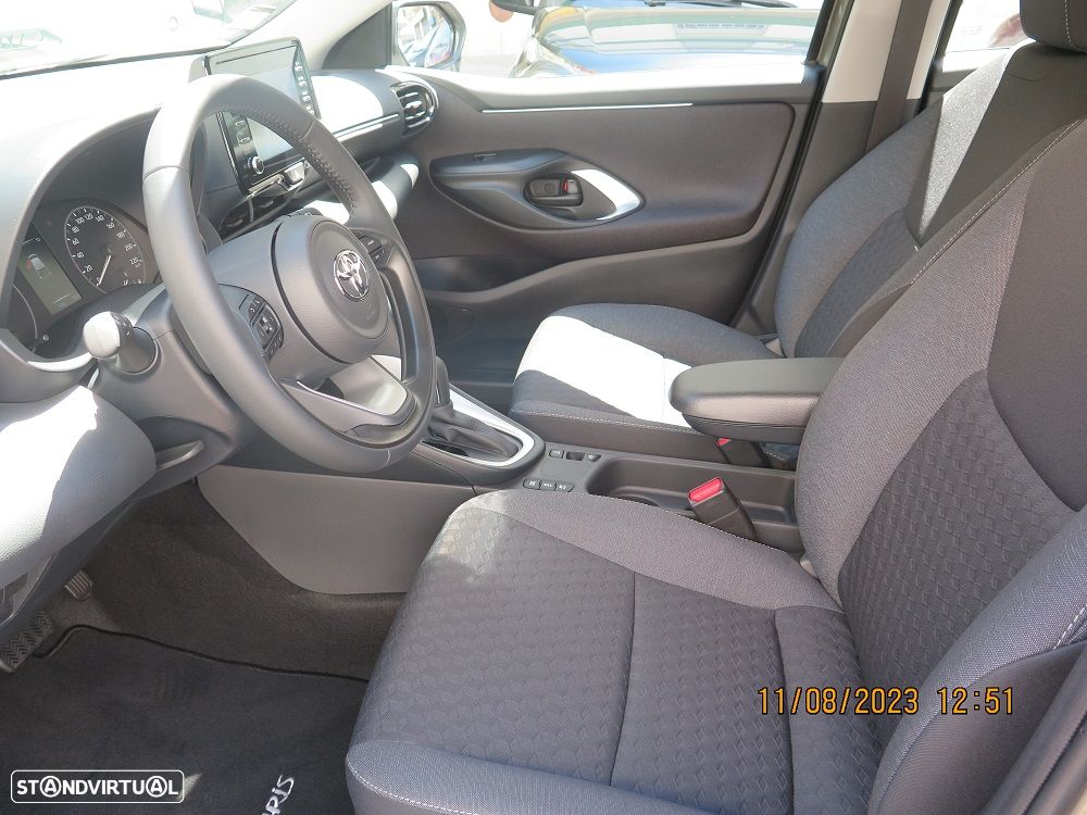 Toyota Yaris - 6