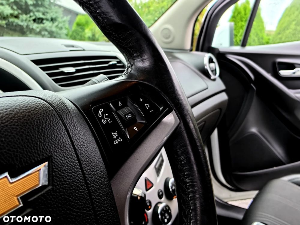 Chevrolet Trax 1.4 T LT AWD - 19