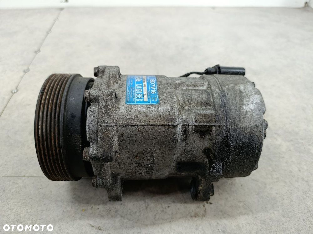 POMPA, SPRĘŻARKA KLIMATYZACJI AUDI TT 8N 1J0820803K SD7V16  SANDEN 1.8 20V - 1