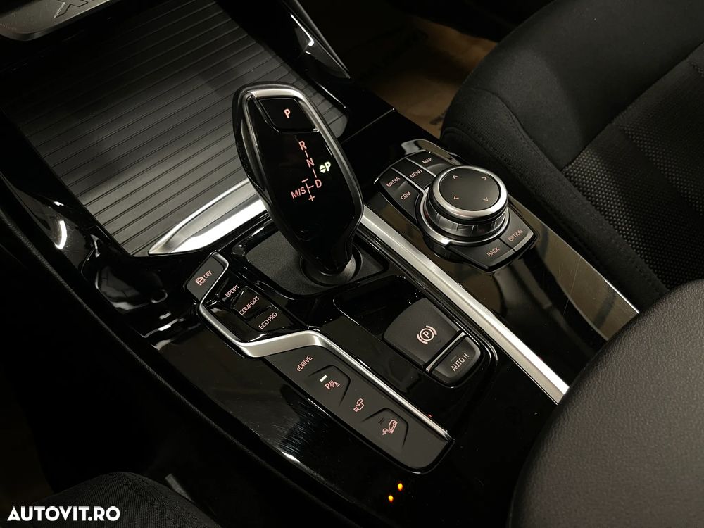 BMW X3 xDrive30e AT PHEV - 28