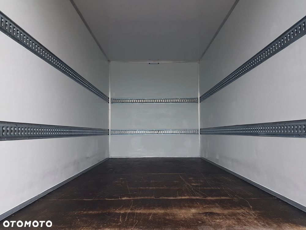 Mercedes-Benz Sprinter 8EP KONTENER 4,22x2,15x2,30 KLIMA 314CDI MANUAL 6-BIEGÓW KRAJOWY - 17