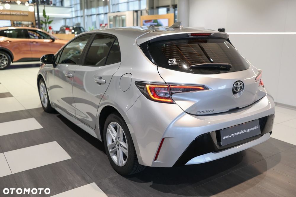 Toyota Corolla - 5
