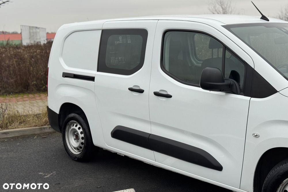 Toyota ProAce Kombi D-4D Medium 2,6t - 4