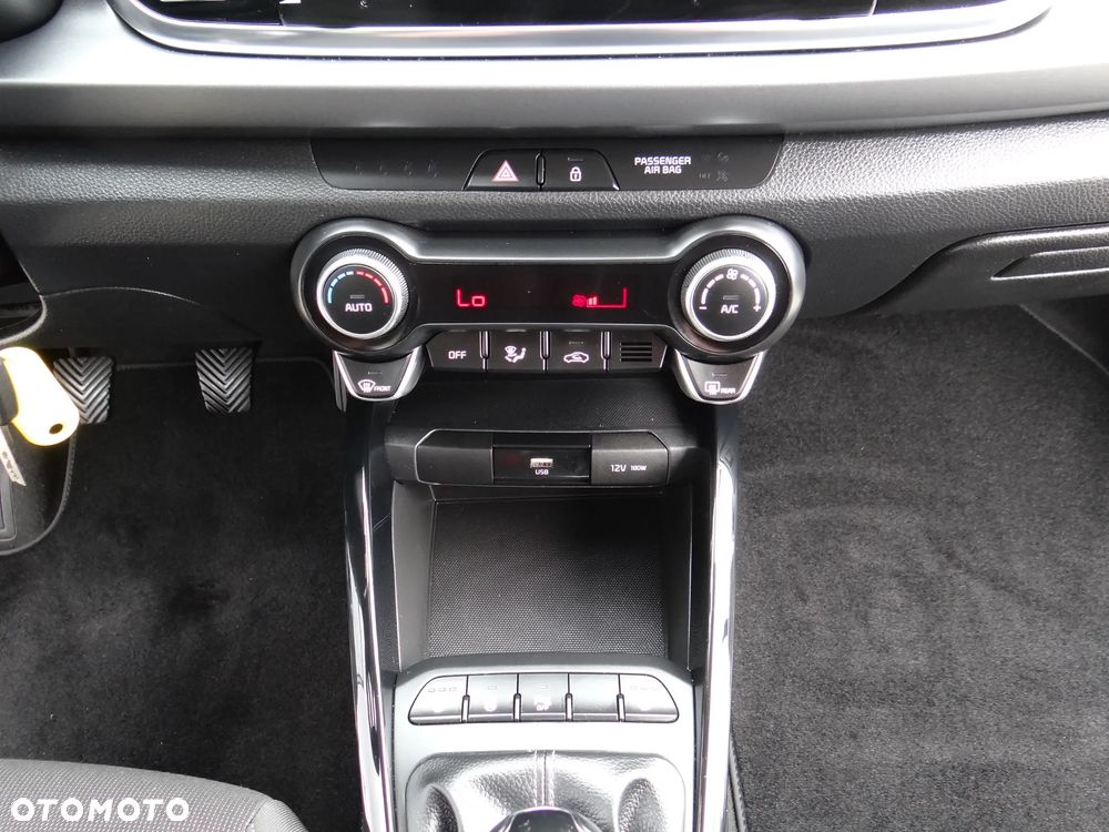Kia Rio 1.2 Edition 7 - 27