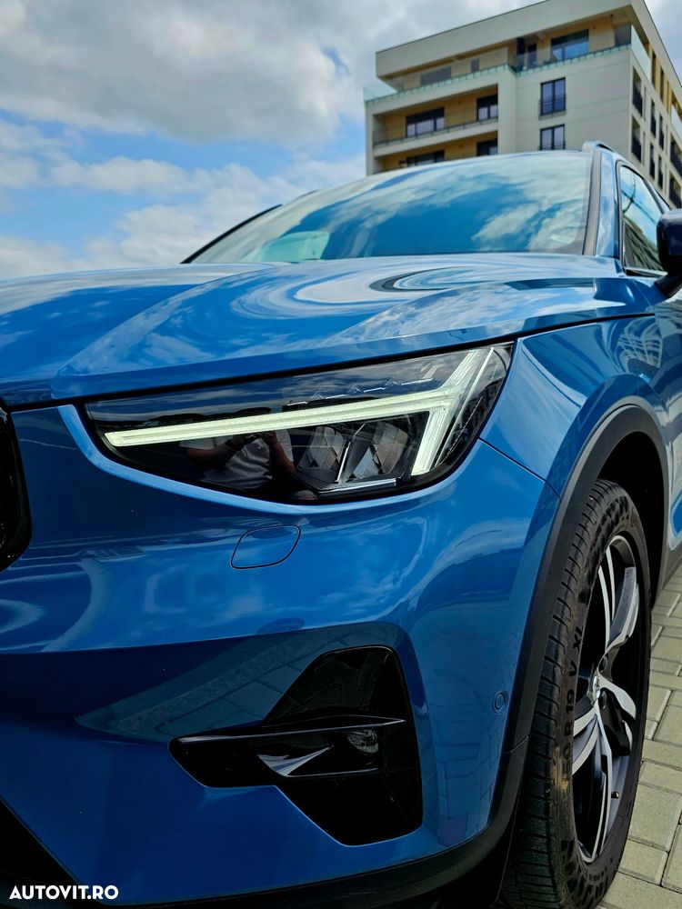 Volvo XC 40 B4 B AWD DKG Plus Dark - 9