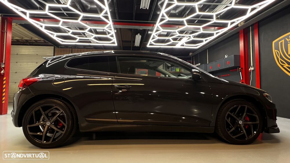 VW Scirocco 2.0 TDI Sport - 4
