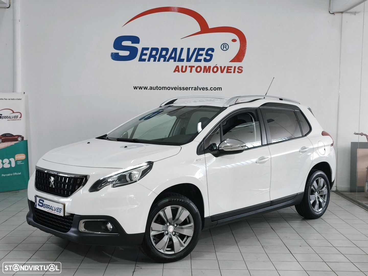 Peugeot 2008 1.2 PureTech Style - 3