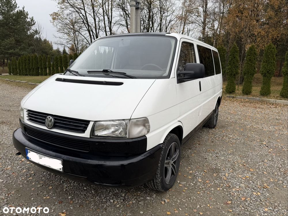 Volkswagen Caravelle - 3