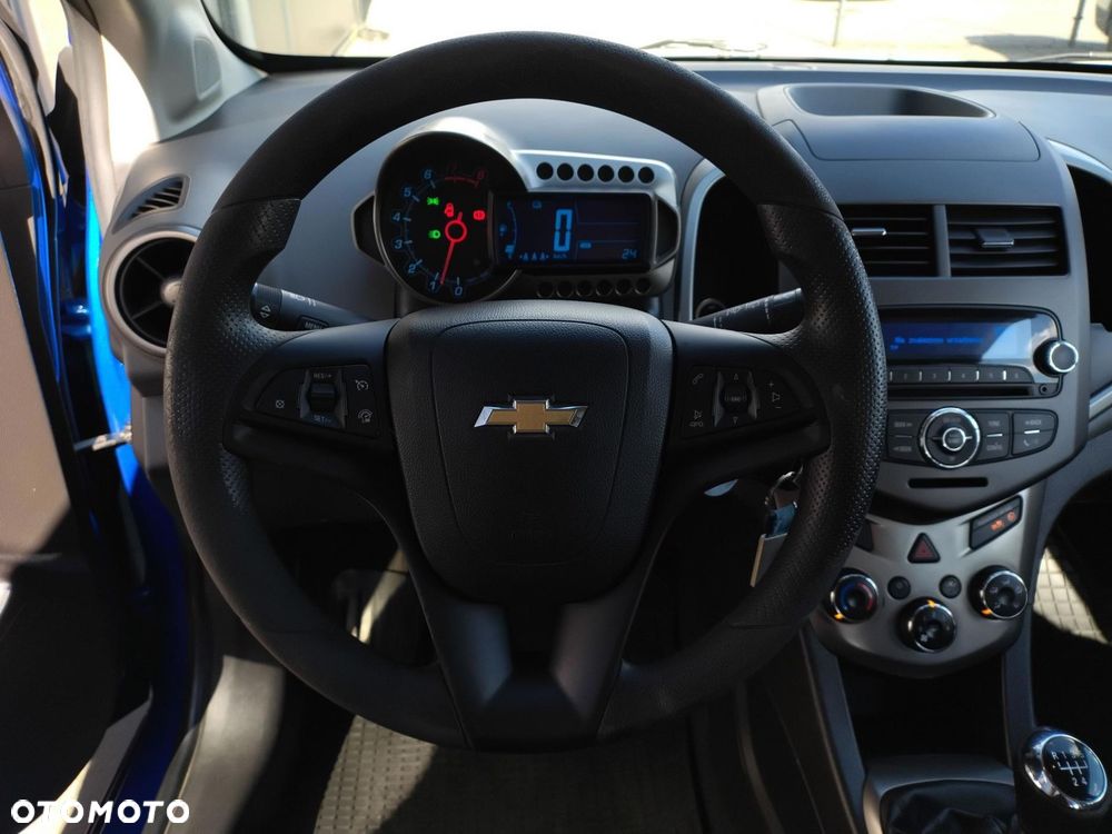 Chevrolet Aveo 1.2 LT - 13
