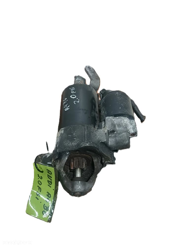 AUDI A4 B6 00-04 2,0 FSI rozrusznik BOSCH 0001107073 * - 2