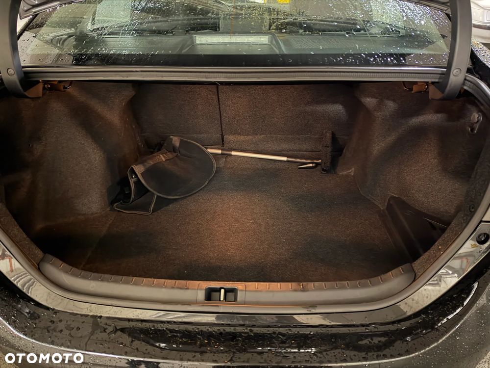 Toyota Corolla - 35