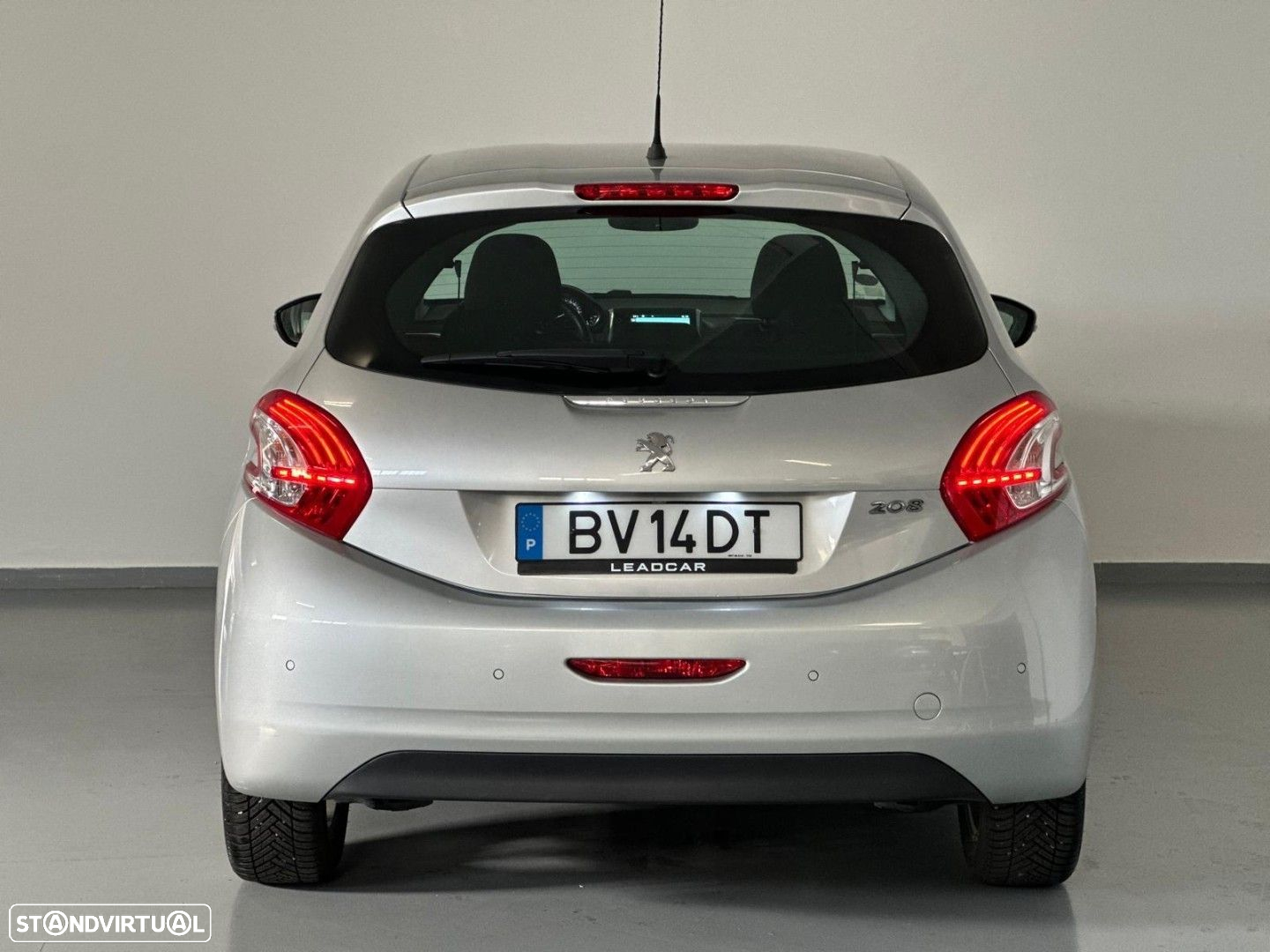 Peugeot 208 1.2 PureTech Allure - 6